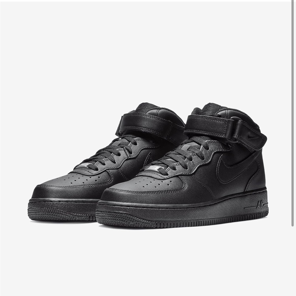 Nike Men's Black Air Force 1s High-Top Sneakers Size 10.5